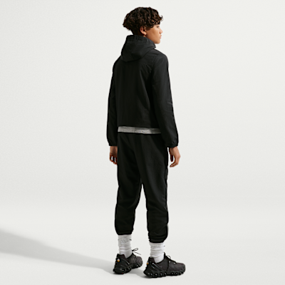 Nike Sportswear City Utility Older Kids' Woven Trousers