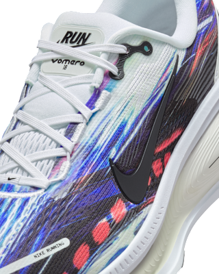 Nike Vomero 18 SE