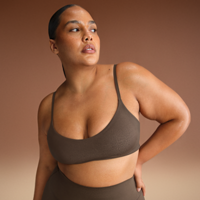 NikeSKIMS Matte Women's Micro-Scoop Bra