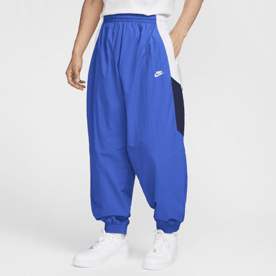 Nike Club Men's Oversized Woven Track Pants