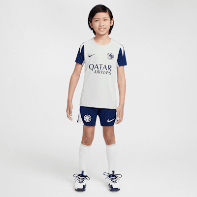 Inter Milan Strike Older Kids' Nike Dri-FIT Football Short-Sleeve Top