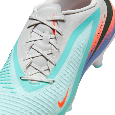 Nike United Phantom 6 Low Academy Multi-Ground Football Boots