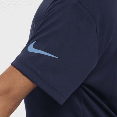 Playera Swoosh para niños talla pequeña Nike Dri-FIT "Just Do It"