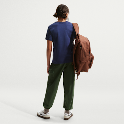 Nike Sportswear Older Kids' T-Shirt