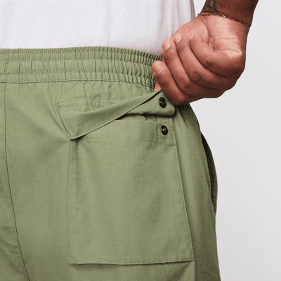 Nike Club Men's Woven Cargo Shorts