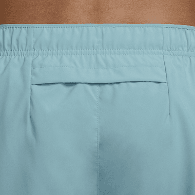 Shorts de correr Dri-FIT de 13 cm con forro de ropa interior para hombre Nike Challenger