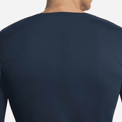 Nike A.P.S. Men's Dri-FIT ADV Versatile Top