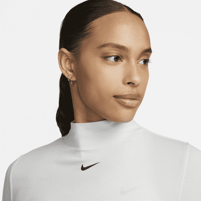 Nike Sportswear Essential Women's Ribbed Mock-Neck Long-Sleeve Top ...