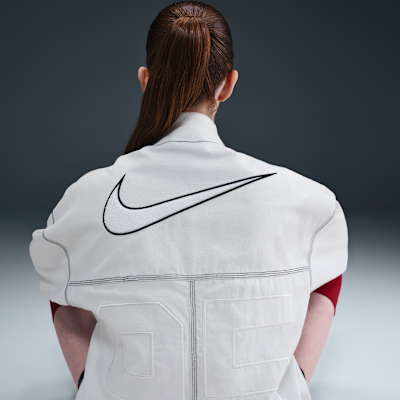 Nike Sportswear Women's Oversized Graphic Cargo Jacket