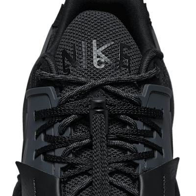 Nike Zegamadome x sacai Tenis para hombre