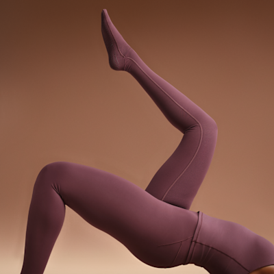 NikeSKIMS Matte Women's High-Waisted Footsie Grip Leggings