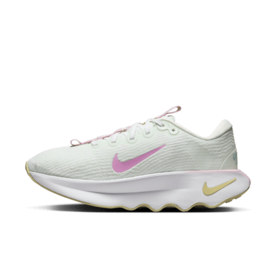 Tenis de caminata para mujer Nike Motiva