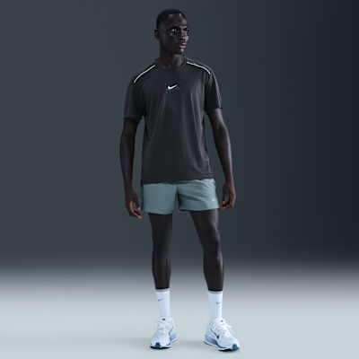 Ανδρική κοντομάνικη μπλούζα για τρέξιμο Nike Miler