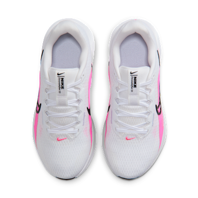Tenis de correr en pavimento para mujer Nike Downshifter 13 (extraancho)