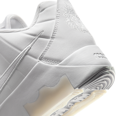 LeBron Witness 9 Basketball Shoes