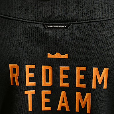 LeBron "Out For Redemption" Men's Therma-FIT Brushed Basketball Pullover Hoodie