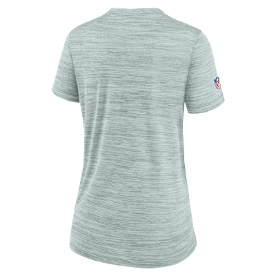 Playera Nike Dri-FIT de la NFL para mujer New England Patriots Rivalries Collection Sideline Velocity
