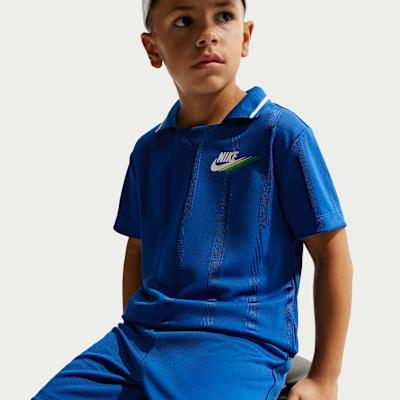 Conjunto de 2 piezas con shorts de malla Victory Lap para niños talla pequeña Nike Sportswear