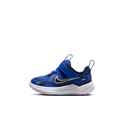 Nike Cosmic Runner