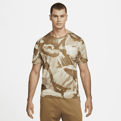 Nike Dri-FIT Miler Men's Short-Sleeve Camo Running Top