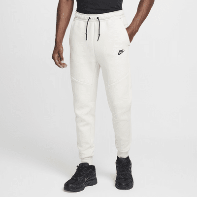 Joggers de tejido Fleece para hombre Nike Tech