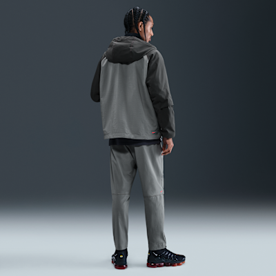 Nike Tech Windrunner-Webjacke mit durchgehendem Reißverschluss (Herren)