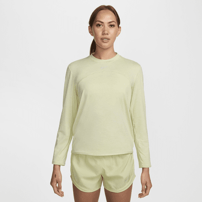 Playera de correr de cuello redondo para mujer Nike Dri-FIT Swift Element UV