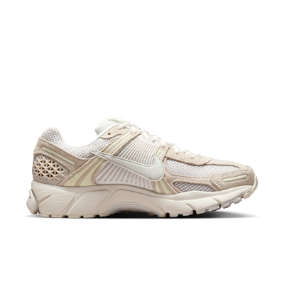 Nike Zoom Vomero 5 Women's Shoe