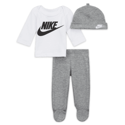 Odio Oxidado complejidad Nike Baby (Preemie) T-Shirt, Footed Pants and Hat Set. Nike.com
