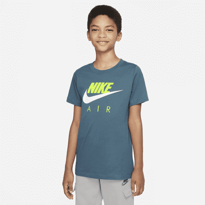 Big (Boys') T-Shirt. Nike.com