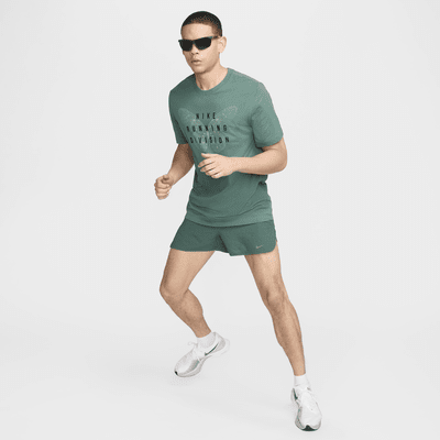 Shorts de correr Dri-FIT ADV de 10 cm con forro de ropa interior para hombre Nike Running Division