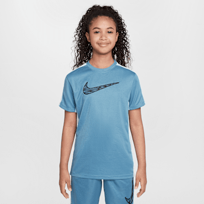 Nike Trophy23