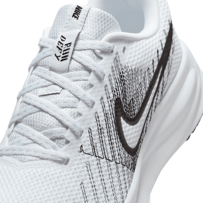 Löparsko för hårt underlag Nike Run Defy för kvinnor