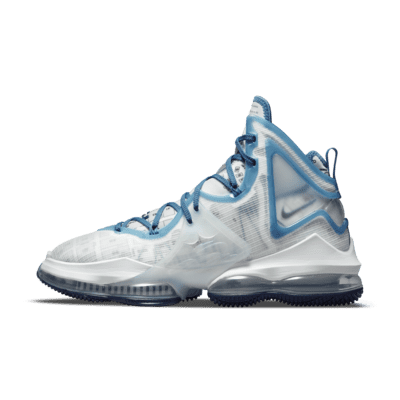 LeBron 19 Basketball Shoe