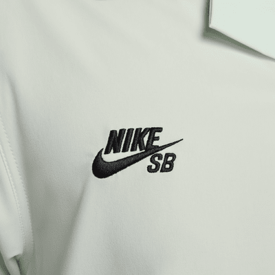 Nike SB skateshirt met knoopsluiting en korte mouwen