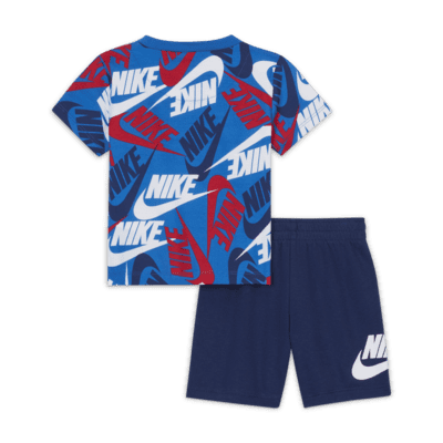 Nike Sportswear Baby (12-24M) T-Shirt and Shorts Set