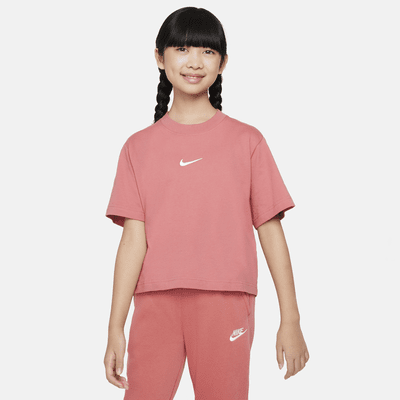 Nike Sportswear Older Kids' (Girls') T-Shirt. Nike CH