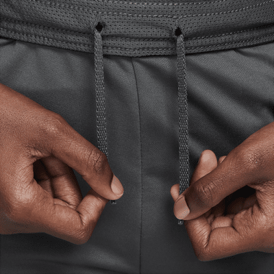 FC Barcelona Strike Third Nike Dri-FIT Fußballhose (ältere Kinder)