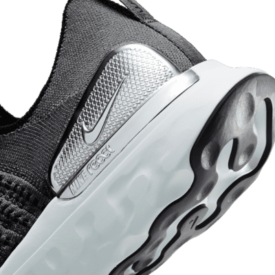 Nike React Phantom Run Flyknit 2 Men's Road Running Shoes