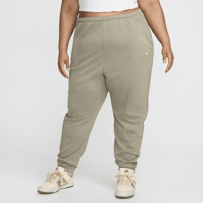 Nike Sportswear Chill Terry sweatpants i frotté med høyt liv og smal passform til dame (Plus Size)