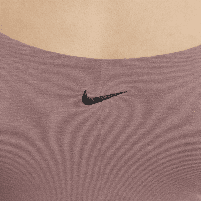 Camiseta de tirantes cami ajustada para mujer Nike Sportswear Chill Knit