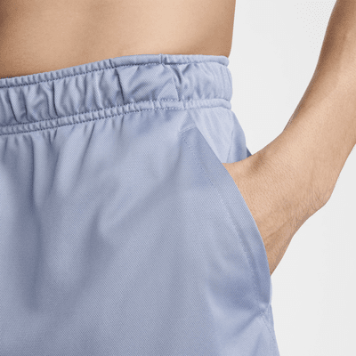 Shorts versátiles sin forro Dri-FIT de 23 cm para hombre Nike Totality