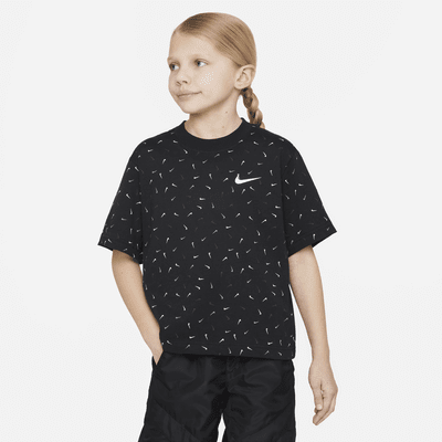 Nike Sportswear Older Kids' (Girls) T-Shirt. Nike BG