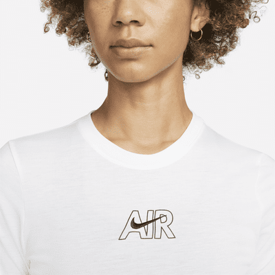 popular female nike shoes