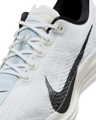 Nike Pegasus Plus