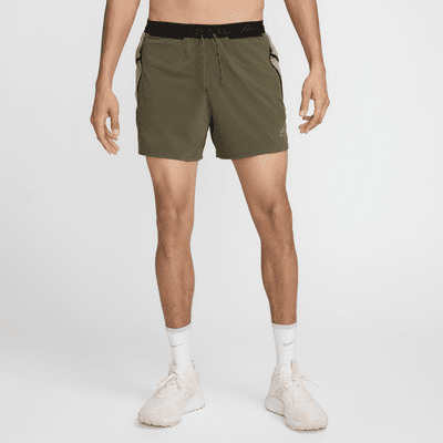 Shorts de correr Dri-FIT de 13 cm con forro de ropa interior para hombre Nike Trail Second Sunrise