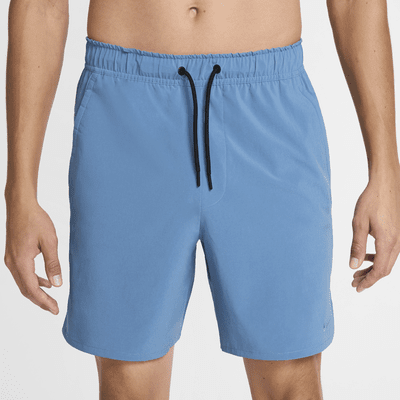 Shorts versátiles sin forro Dri-FIT de 18 cm para hombre Nike Unlimited