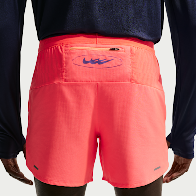 Shorts de correr Dri-FIT de 13 cm con forro de ropa interior para hombre Nike Stride