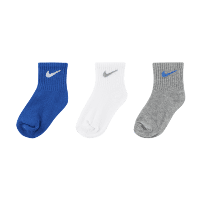 Nike Core Swoosh