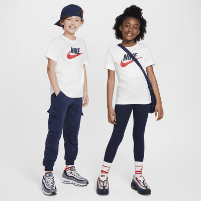 Nike Sportswear Older Kids' T-Shirt